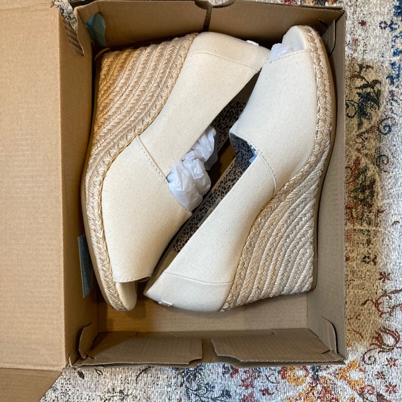 TOMS Michelle Espadrille Wedge Sandal - Picture 11 of 11